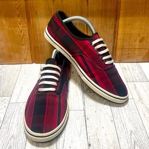 Vans Casual Sneaker Red/Black Plaid Old Skool size: 8.5 Women  7 Man